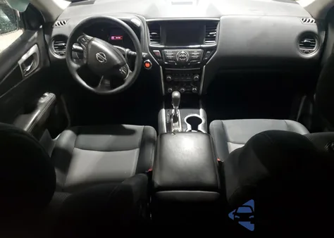 2018 Nissan Pathfinder S z USA, uszkodzony, nr VIN 5N1DR2MM1JC648846